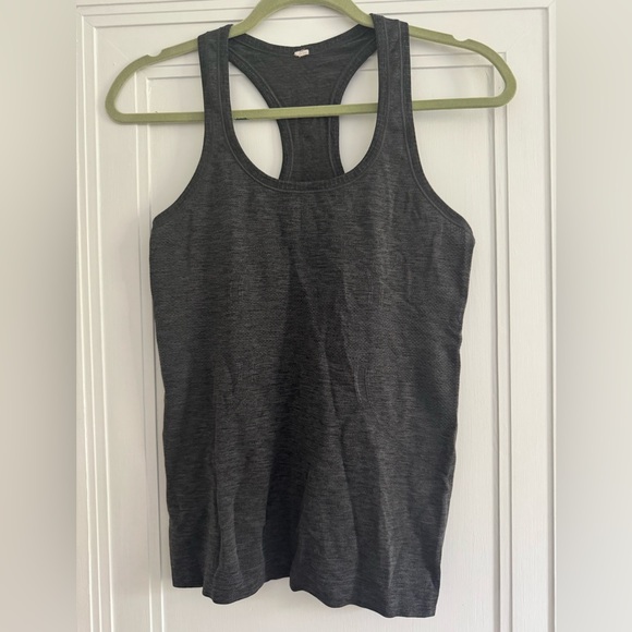 Lululemon swiftly tech racer back tank - size 6 - Picture 1 of 2